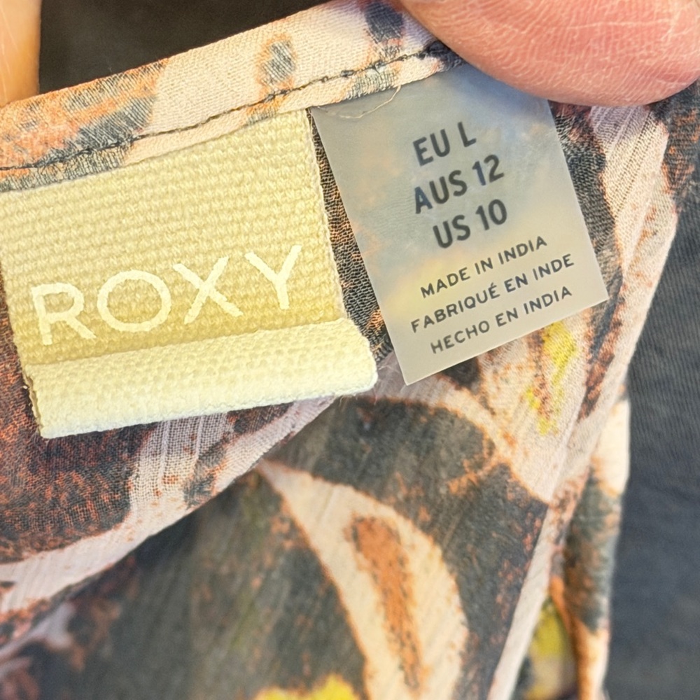 Roxy Multicolor Patterned Fabric - image 7